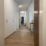 Apartment Elegant 2br - Canal3