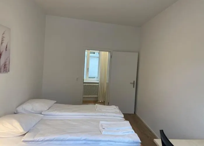 Elegant 2br - Canal3 Apartament *